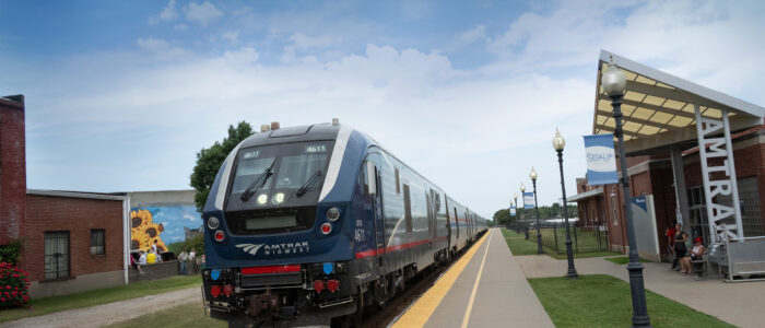 Train coming in to station 1